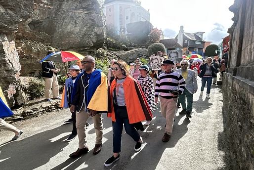 new-6.jpg (208452 bytes)